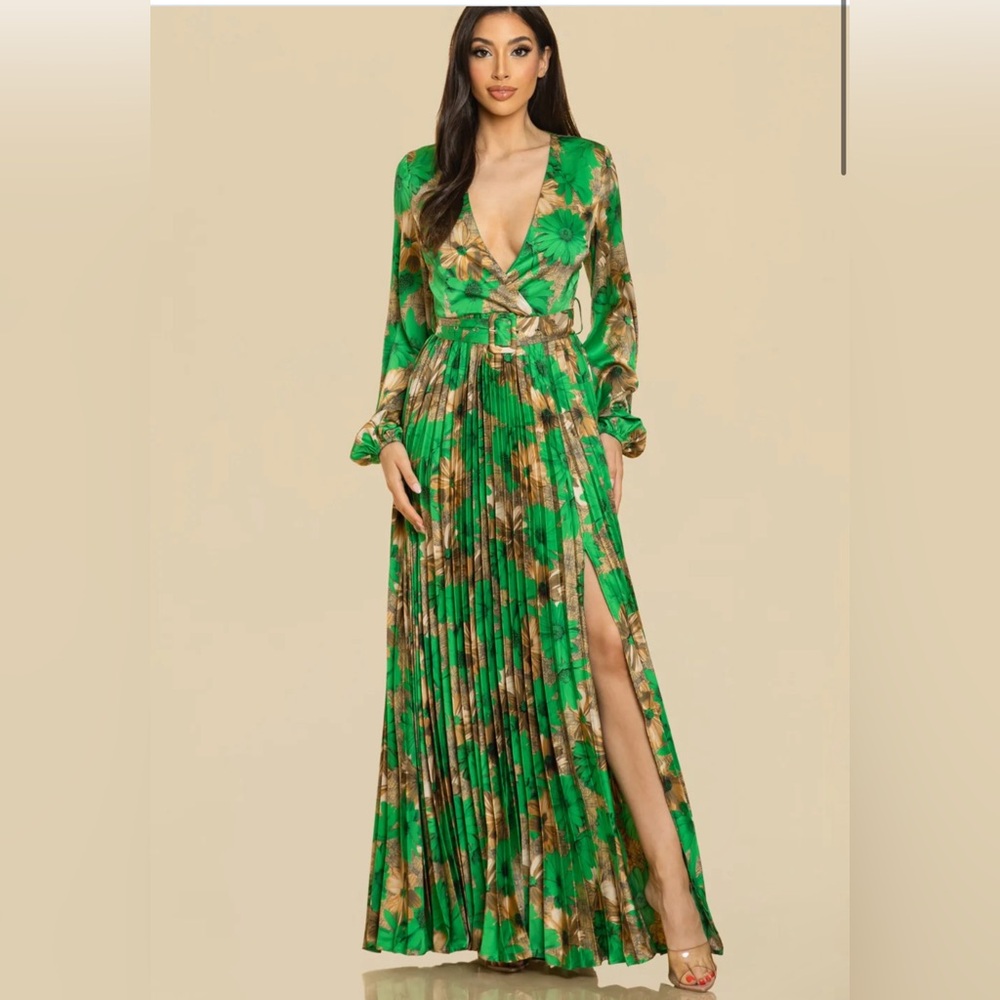 FLORAL PLEATED MAXI DRESS S M L